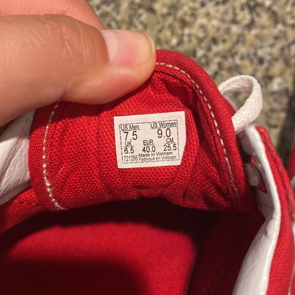 Old Skool Vans Canvas, in Red size Womens 9, Mens 7.5 - Picture 7 of 7